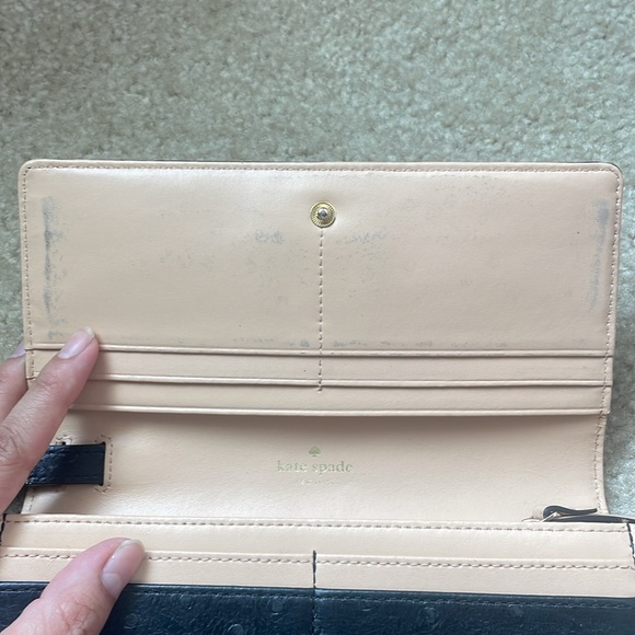 Black Kate Spade Wallet - Picture 6 of 13